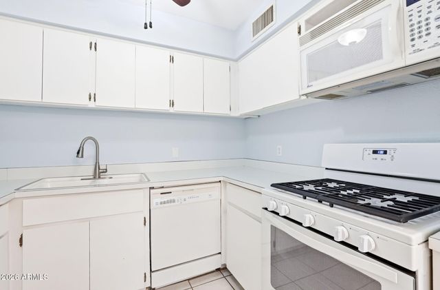 4950 N MILLER Road 339, Scottsdale, AZ 85251