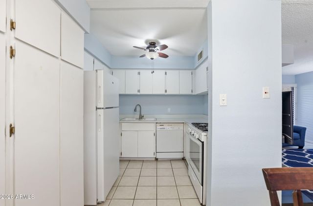 4950 N MILLER Road 339, Scottsdale, AZ 85251