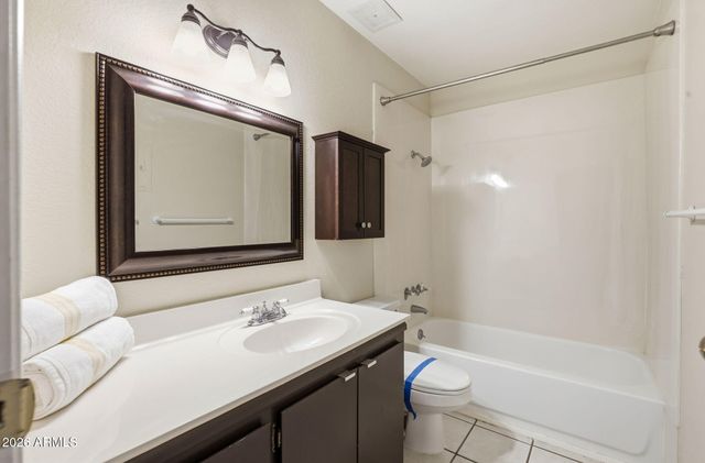 4950 N MILLER Road 339, Scottsdale, AZ 85251