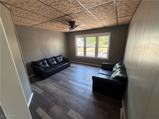1052 E 72nd Street, Cleveland, OH 44103