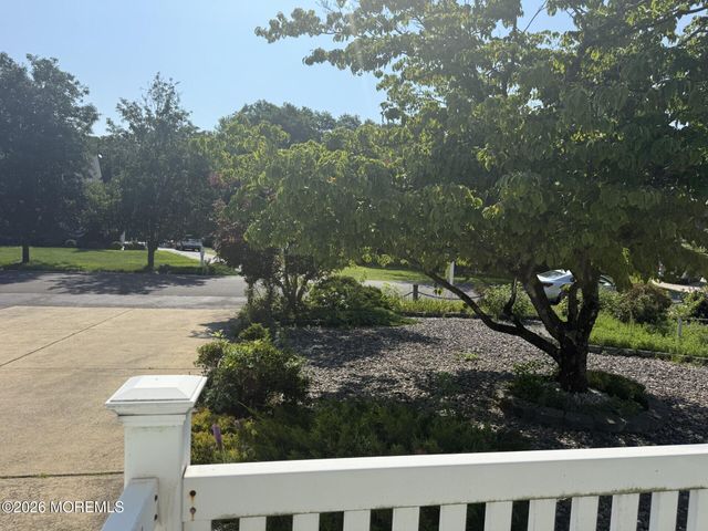 319 Savannah Road, Toms River, NJ 08757