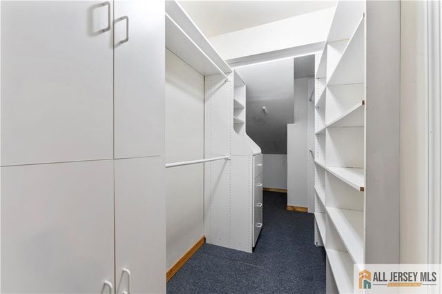 16 Adams Court, East Brunswick, NJ 08816