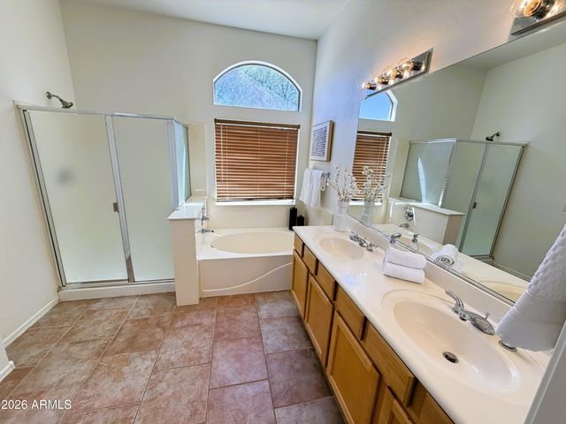 3395 S COLT Drive, Gilbert, AZ 85297