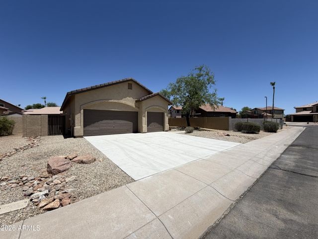 3395 S COLT Drive, Gilbert, AZ 85297