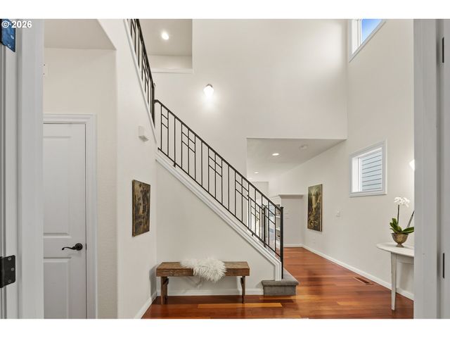 4024 Se CRYSTAL SPRINGS Blvd, Portland, OR 97202