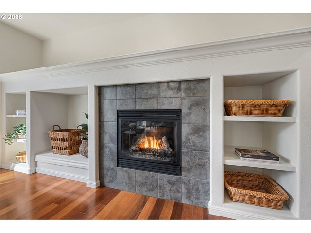 4024 Se CRYSTAL SPRINGS Blvd, Portland, OR 97202