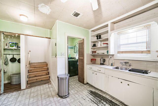 406 Gale Street, Houston, TX 77009