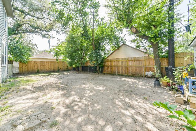 406 Gale Street, Houston, TX 77009