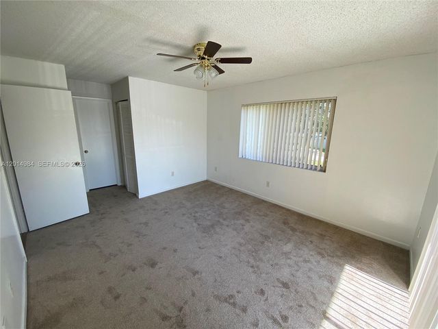 18820 NW 57th Ave 203, Hialeah, FL 33015
