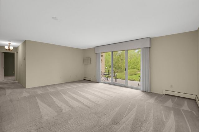 4360 Brookside Court 105, Edina, MN 55436