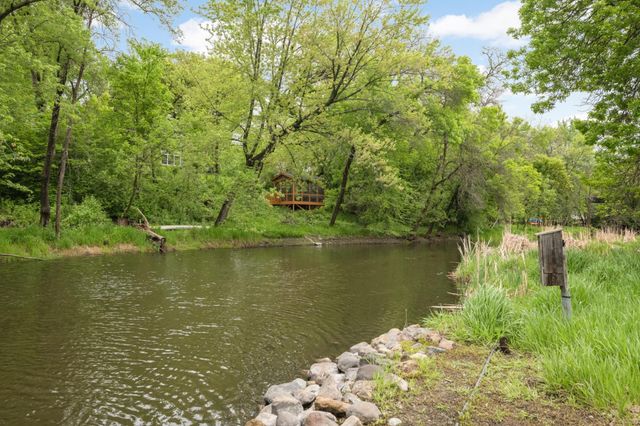 4360 Brookside Court 105, Edina, MN 55436