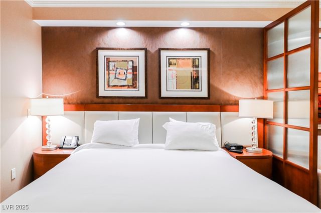 125 East HARMON Avenue 3716, Las Vegas, NV 89109