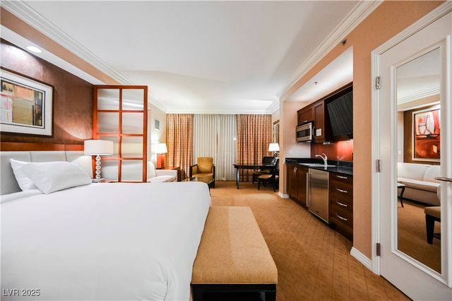 125 East HARMON Avenue 3716, Las Vegas, NV 89109