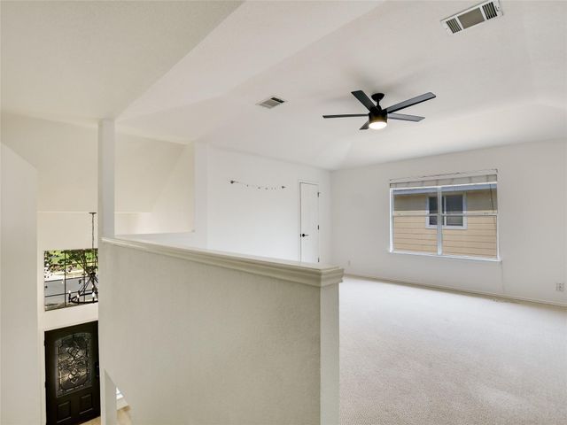 4109 Moss Hollow DR, Round Rock, TX 78681