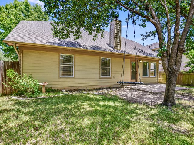 4109 Moss Hollow DR, Round Rock, TX 78681