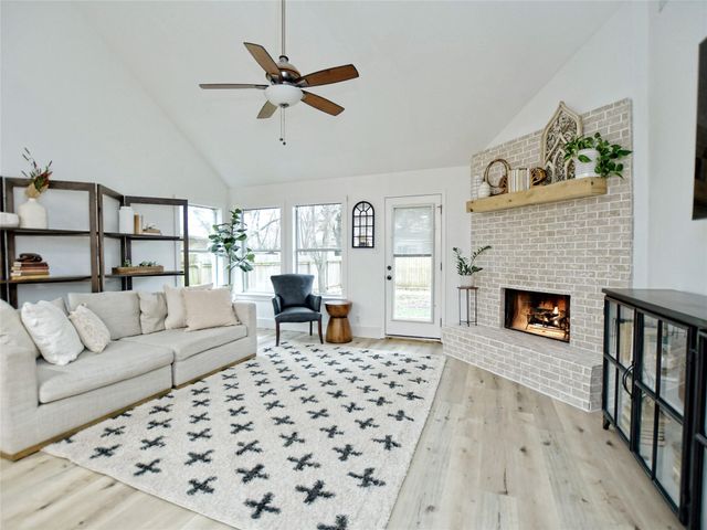 4109 Moss Hollow DR, Round Rock, TX 78681