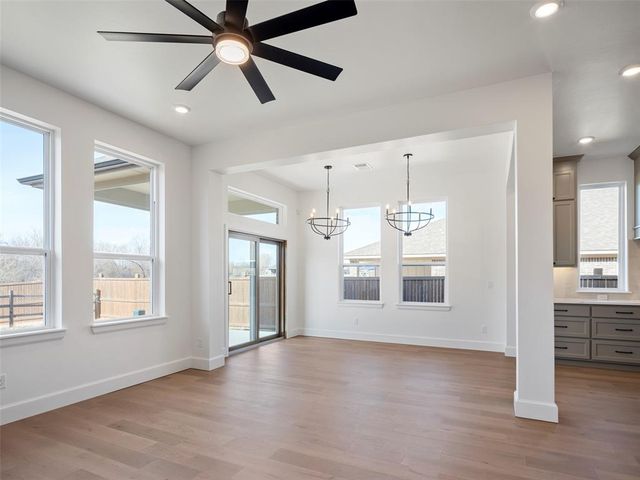 309 Carat Drive, Yukon, OK 73099