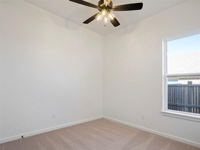 309 Carat Drive, Yukon, OK 73099