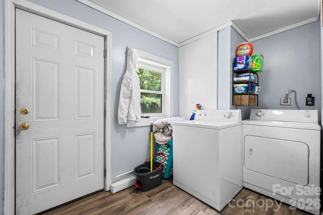 2970 Zacks Fork Road, Lenoir, NC 28645