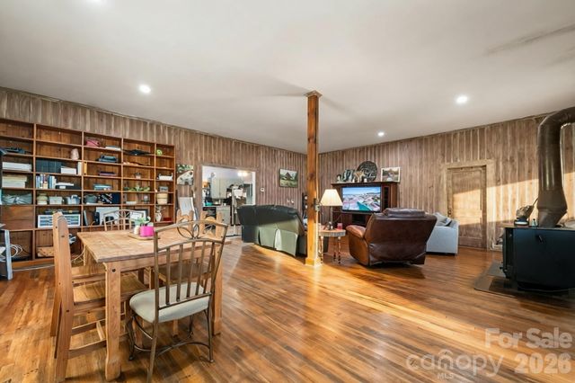 2970 Zacks Fork Road, Lenoir, NC 28645