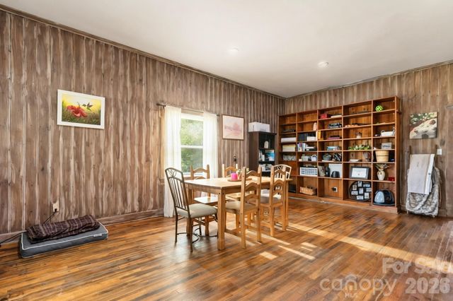 2970 Zacks Fork Road, Lenoir, NC 28645