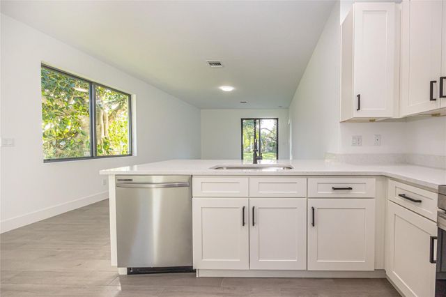 1605 N 23rd Street, Fort Pierce, FL 34950