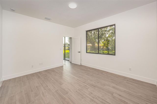 1605 N 23rd Street, Fort Pierce, FL 34950