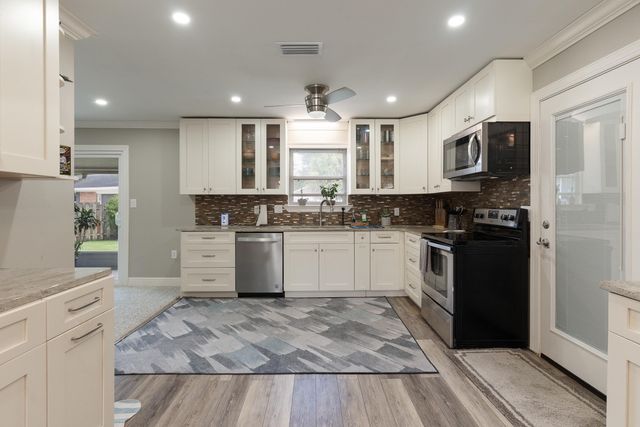 1110 Coral Drive, Niceville, FL 32578