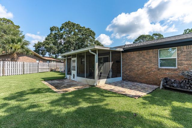 1110 Coral Drive, Niceville, FL 32578