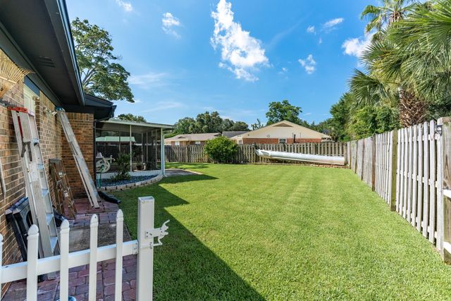 1110 Coral Drive, Niceville, FL 32578