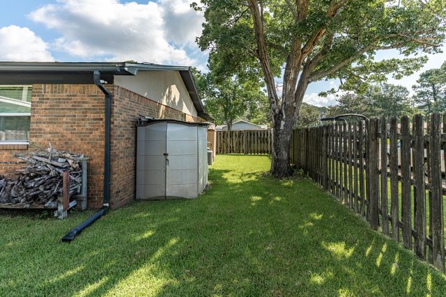 1110 Coral Drive, Niceville, FL 32578