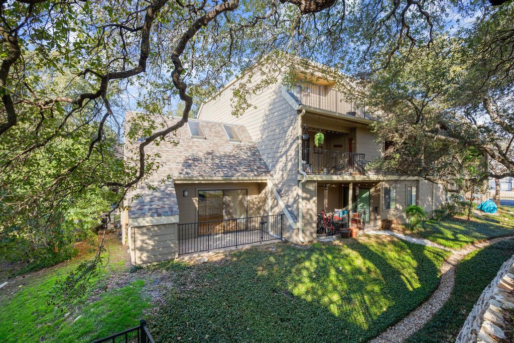 1135 Barton Hills DR 138, Austin, TX 78704
