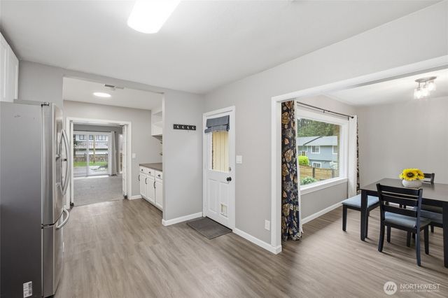 7715 236th Street SW, Edmonds, WA 98026