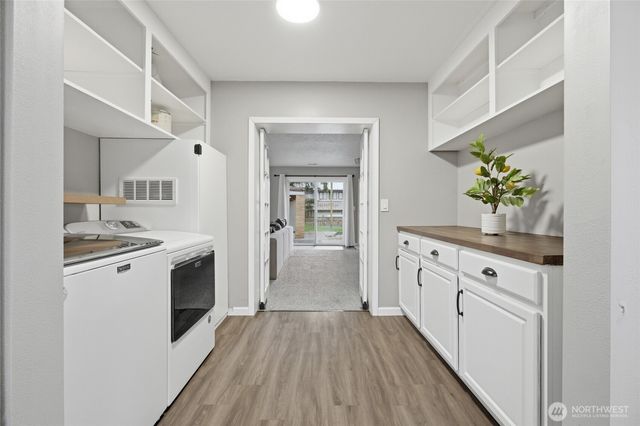 7715 236th Street SW, Edmonds, WA 98026