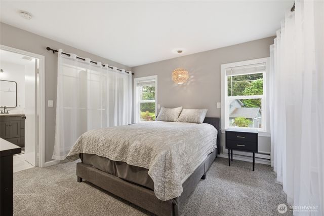 7715 236th Street SW, Edmonds, WA 98026
