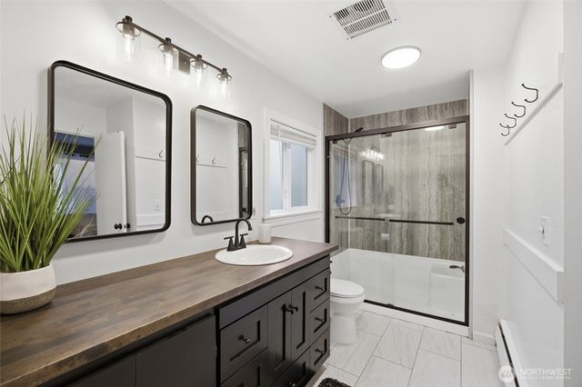 7715 236th Street SW, Edmonds, WA 98026