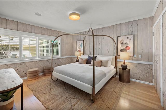 140 S BLVD OF THE PRESIDENTS, Sarasota, FL 34236