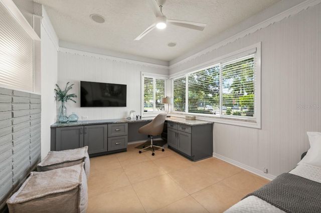 140 S BLVD OF THE PRESIDENTS, Sarasota, FL 34236