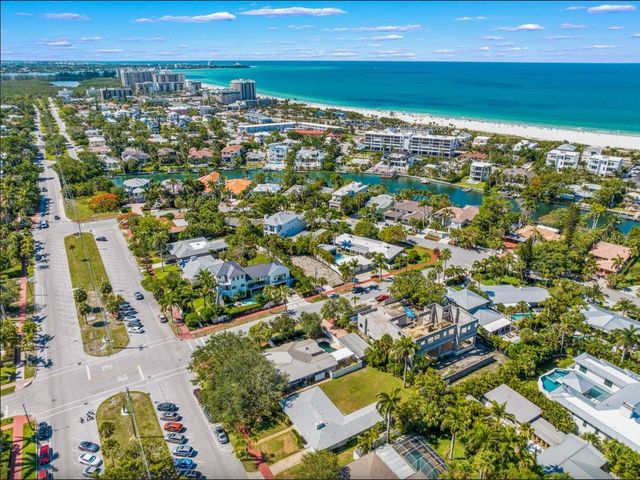 140 S BLVD OF THE PRESIDENTS, Sarasota, FL 34236