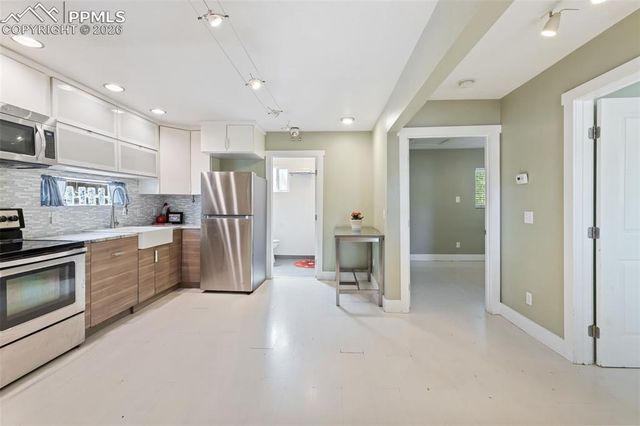 215 S 28th Street, Colorado Springs, CO 80904
