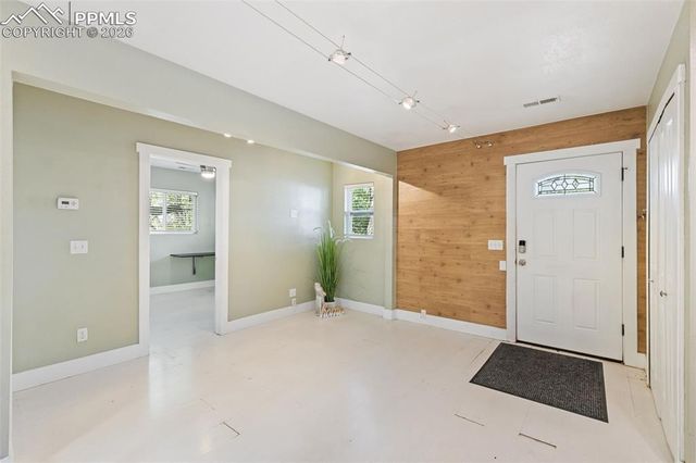 215 S 28th Street, Colorado Springs, CO 80904