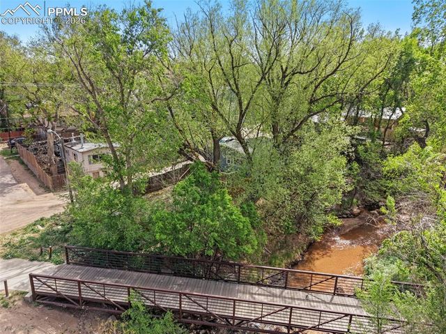 215 S 28th Street, Colorado Springs, CO 80904