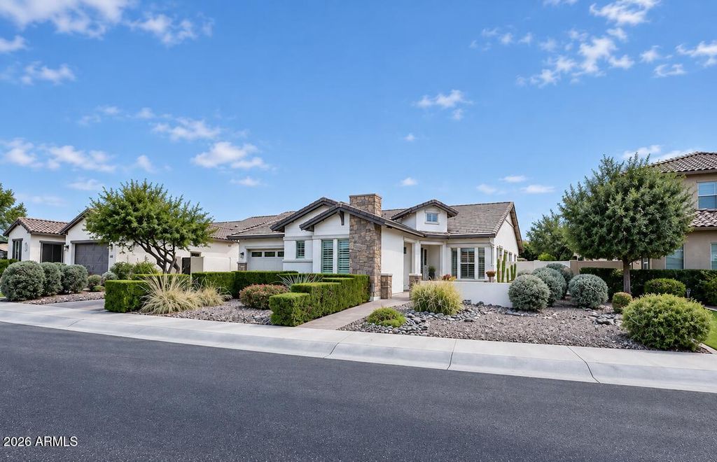 5822 S WILSON Way, Gilbert, AZ 85298 — exterior