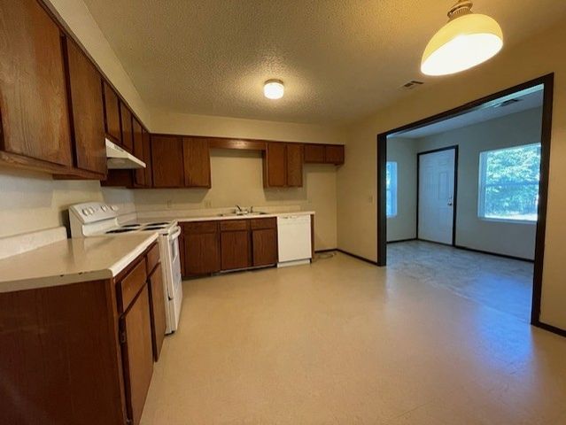 310 N 34th Street, Rogers, AR 72756