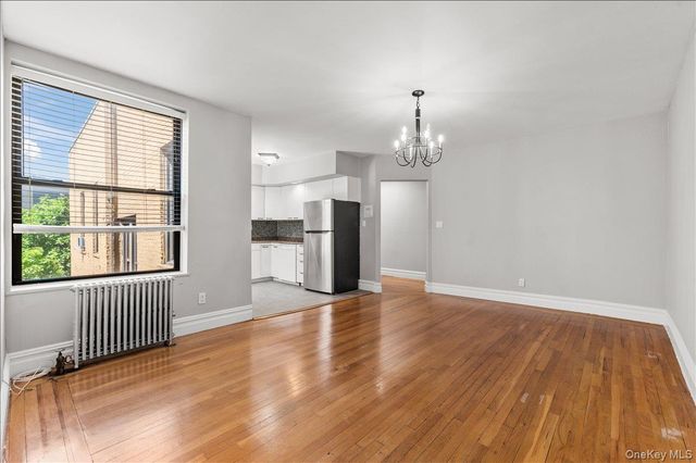 83-52 Talbot Street 6H, Kew Gardens, NY 11415