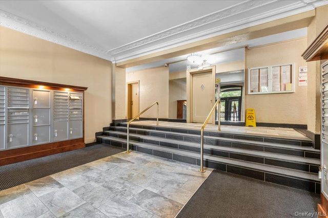 83-52 Talbot Street 6H, Kew Gardens, NY 11415