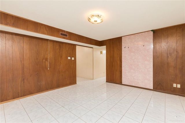 719 Walnut Avenue, Mcallen, TX 78501