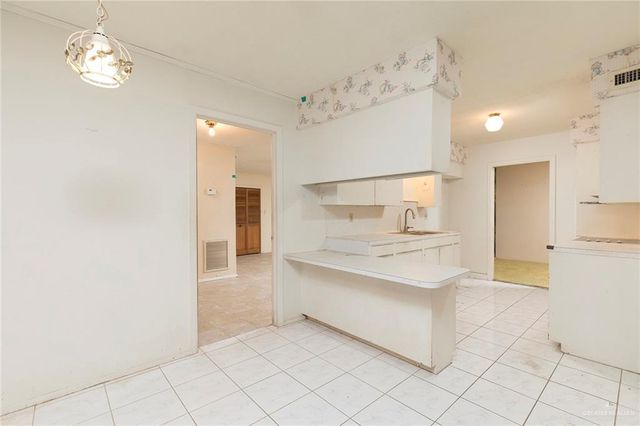 719 Walnut Avenue, Mcallen, TX 78501