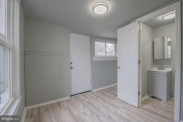 6 A STEWART AVE, Delran, NJ 08075