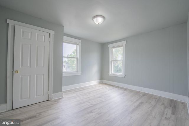 6 A STEWART AVE, Delran, NJ 08075